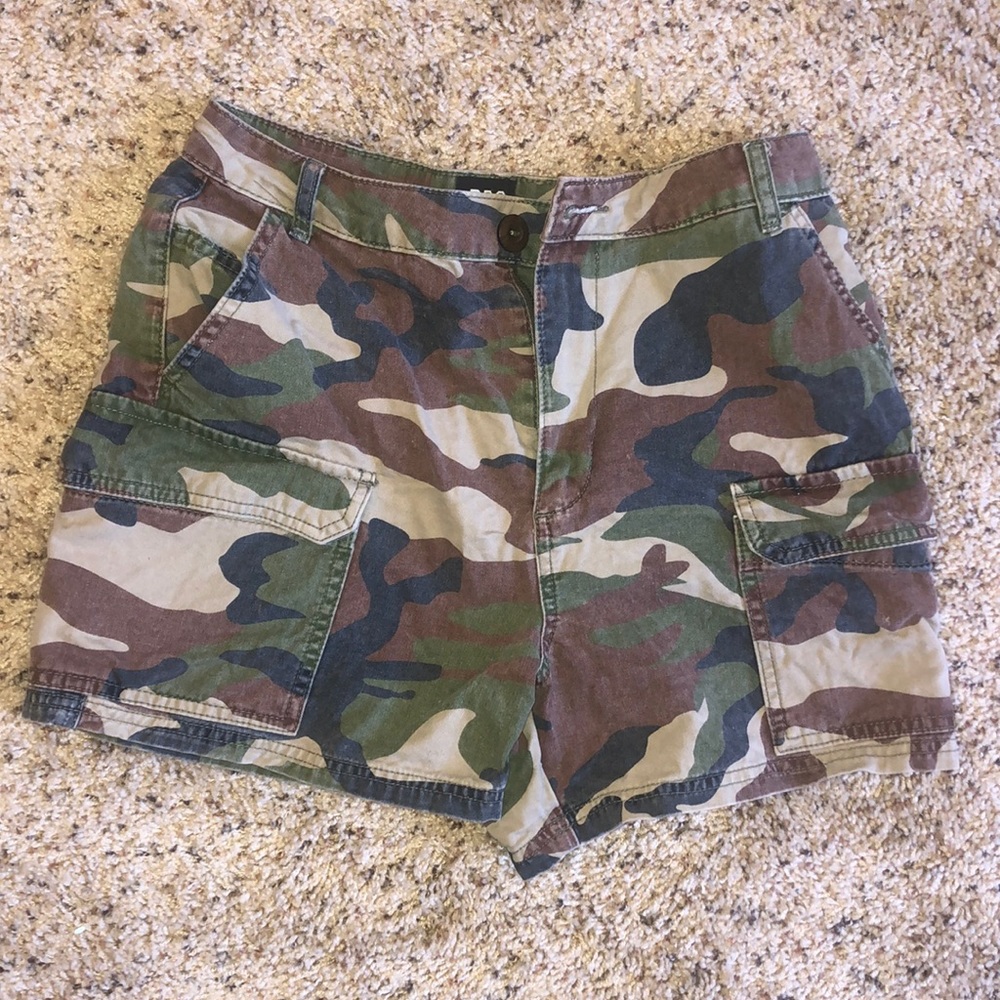 BDG camouflage shorts